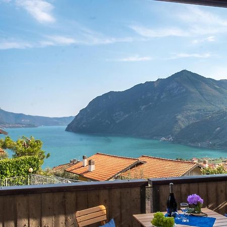 Happy Guest Apartments - Lake Panorama & Pool Riva di Solto Exterior photo