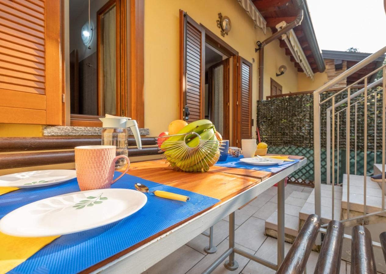 Happy Guest Apartments - Lake Panorama & Pool Riva di Solto Exterior photo
