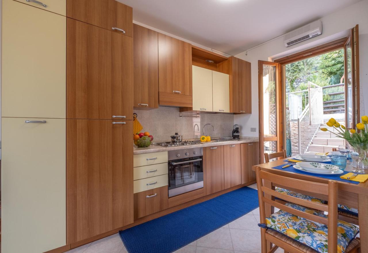 Happy Guest Apartments - Lake Panorama & Pool Riva di Solto Exterior photo